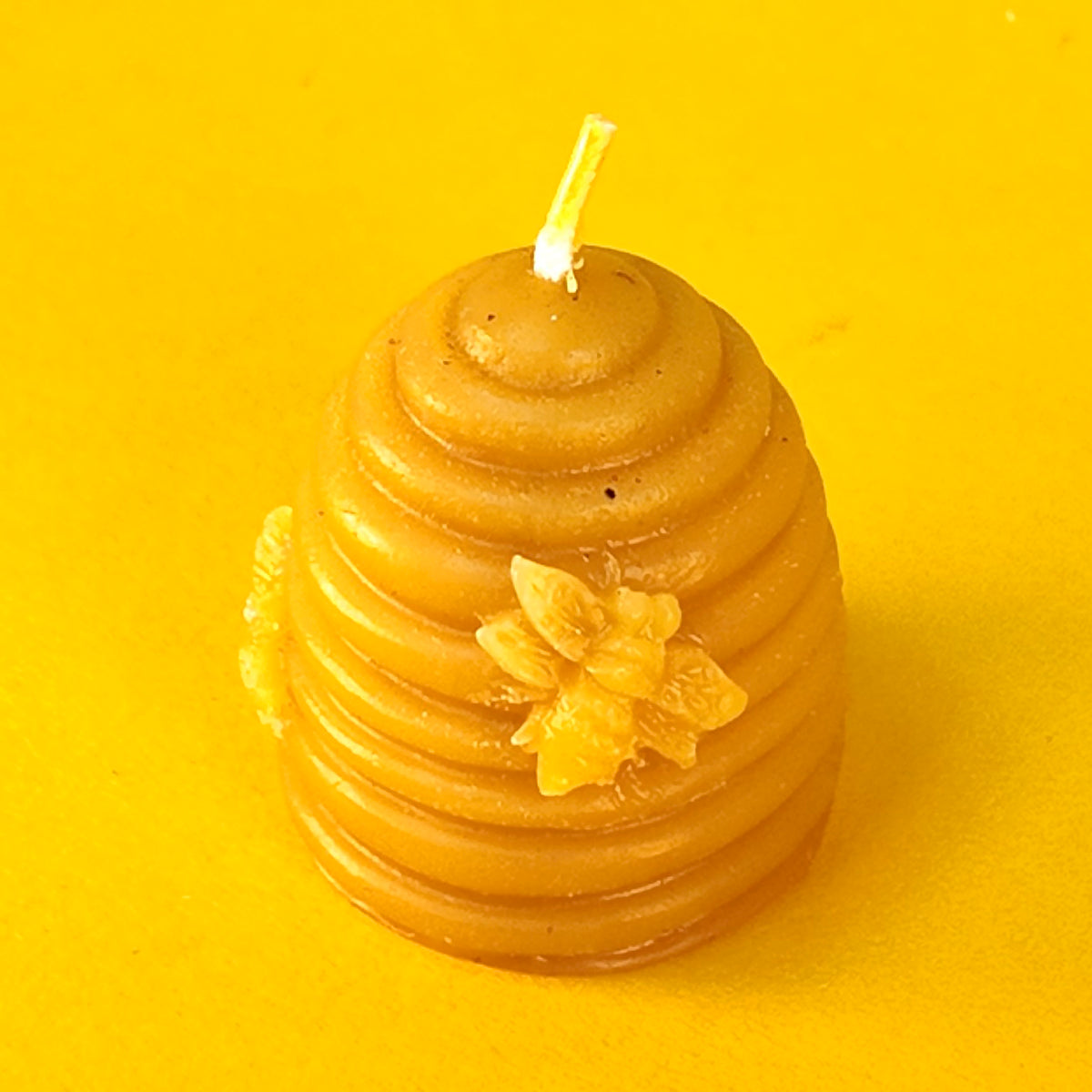 Beehive candle