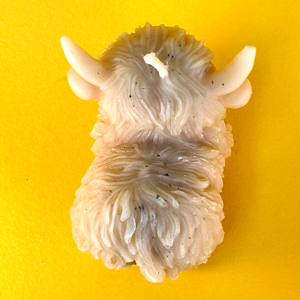 Highland Cow Candle
