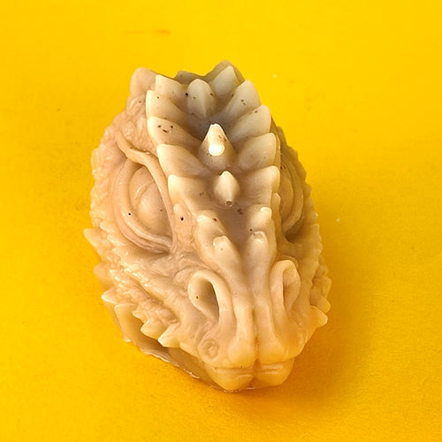 Dragon’s Head Candle